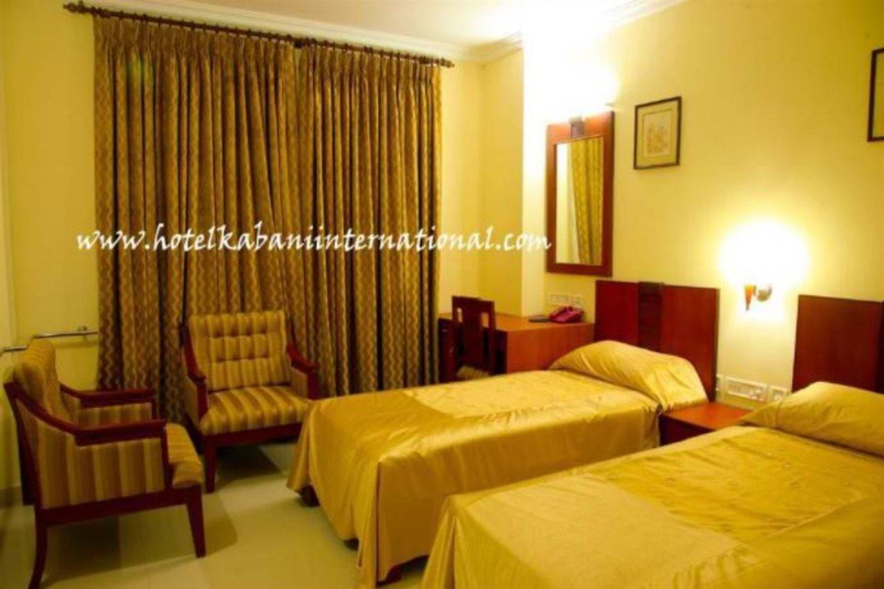 Hotel Kabani International Muvattupuzha Exterior foto